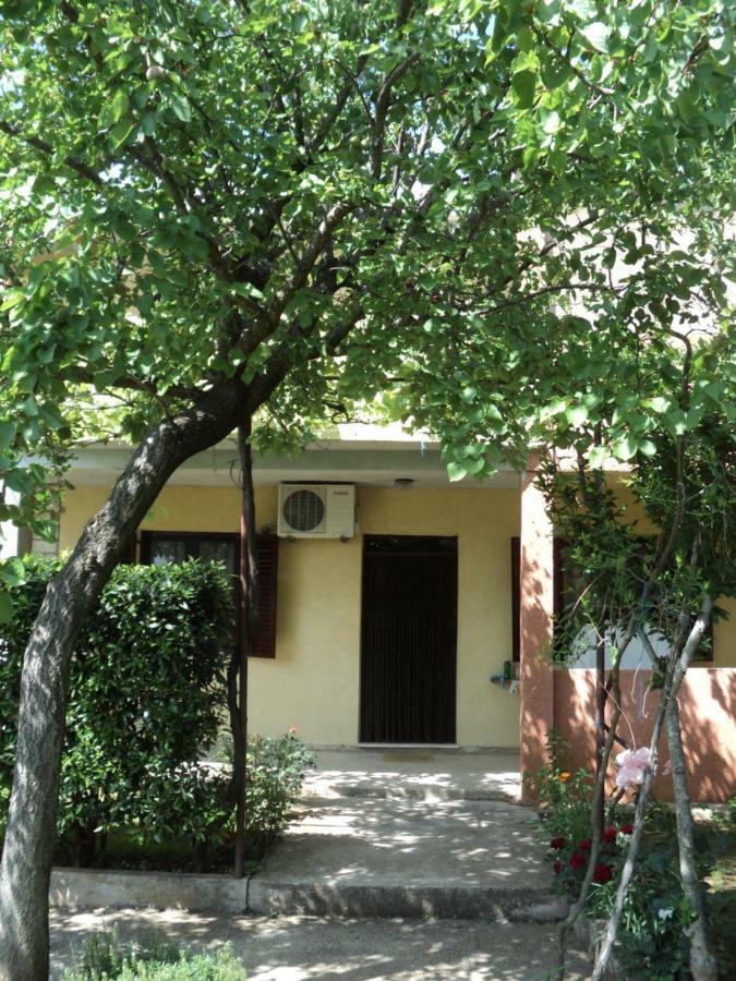 Apartment Martina Biograd Na Moru Exterior photo
